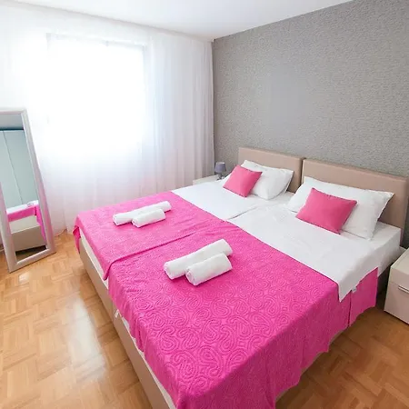 Apartman Rafael *